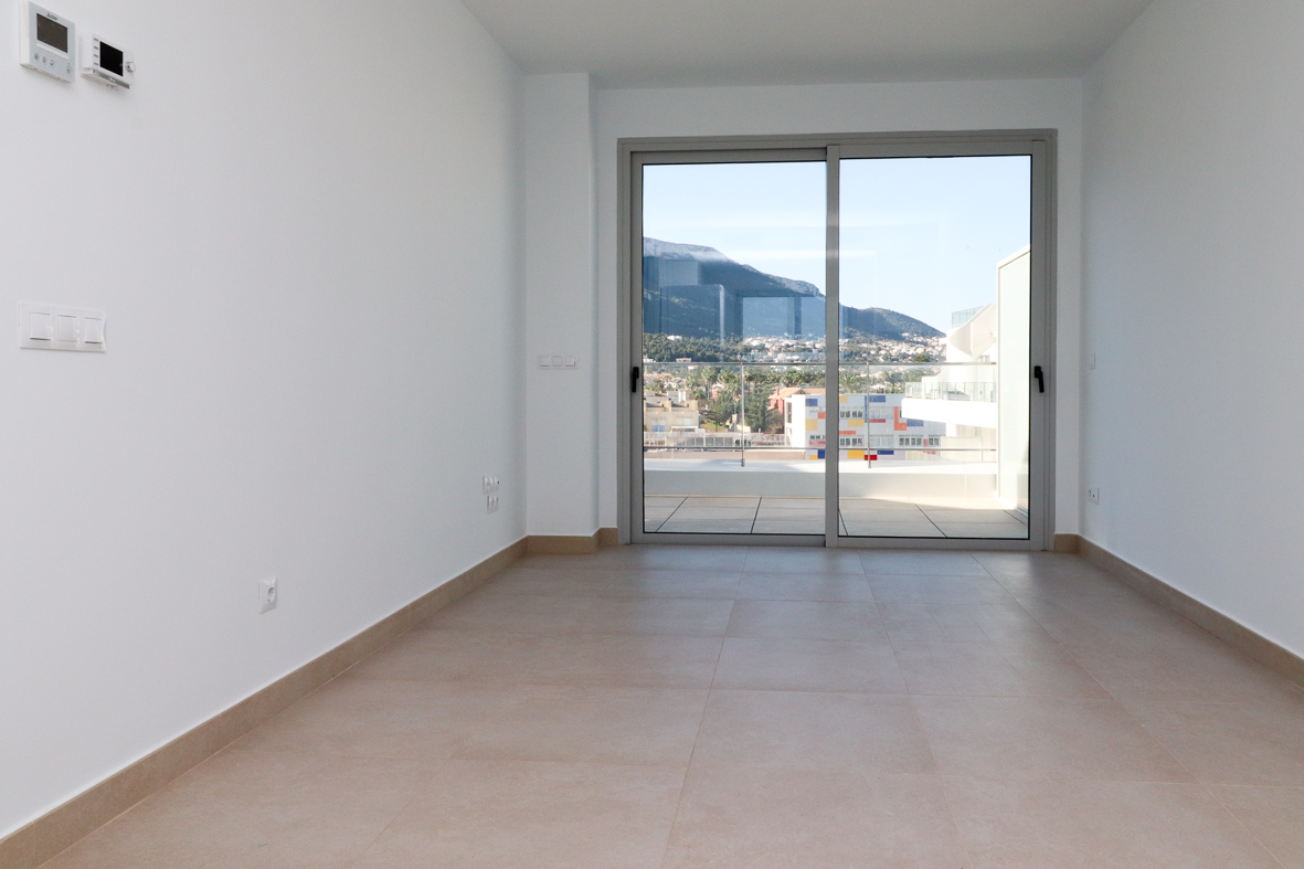 Penthouse with 2 bedrooms for Annual Rent. Denia
