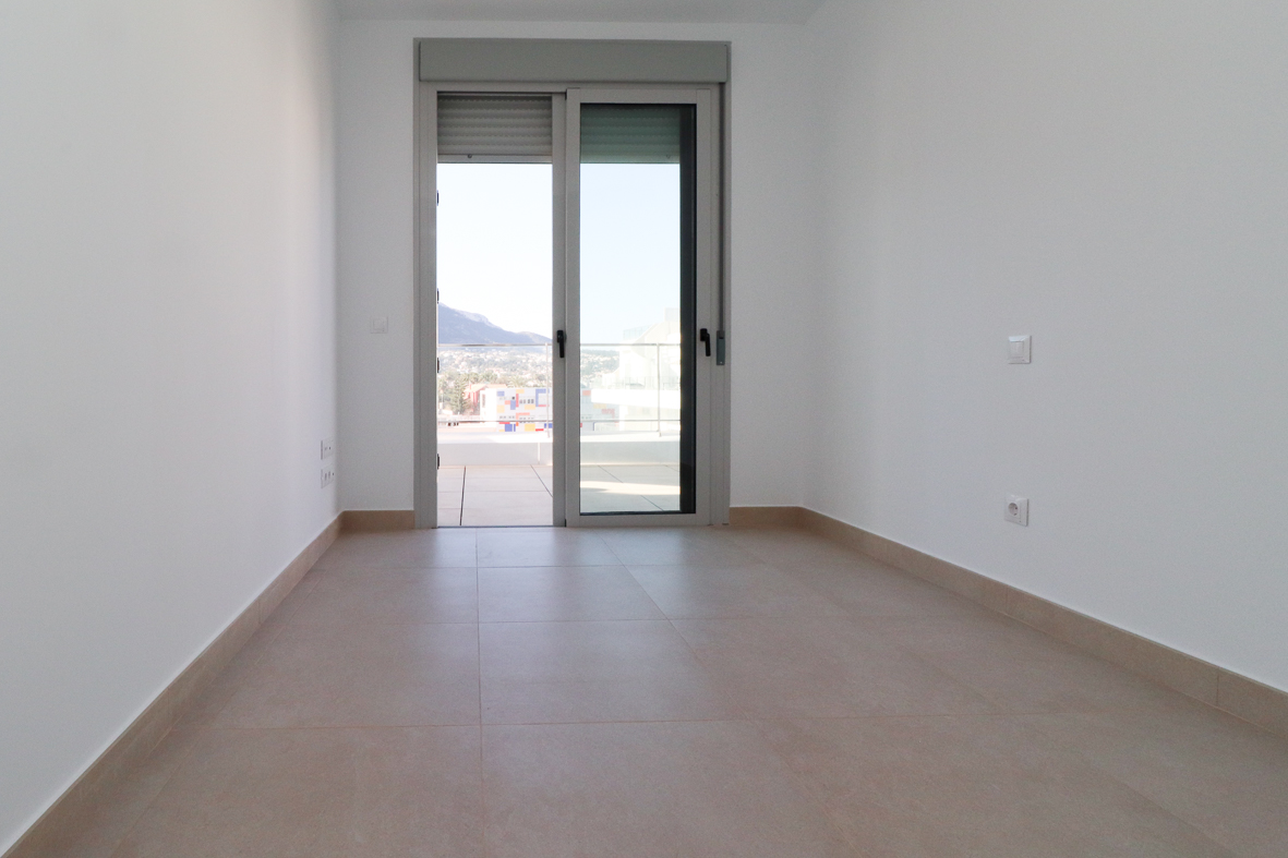 Penthouse with 2 bedrooms for Annual Rent. Denia