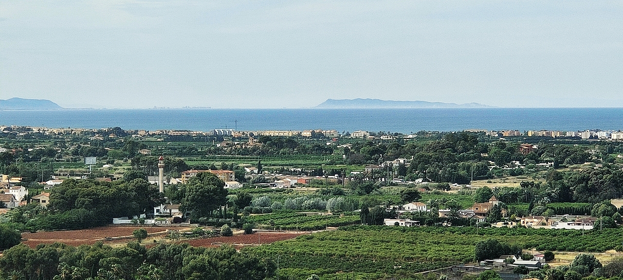 Terrain à Denia avec vue sur la mer
